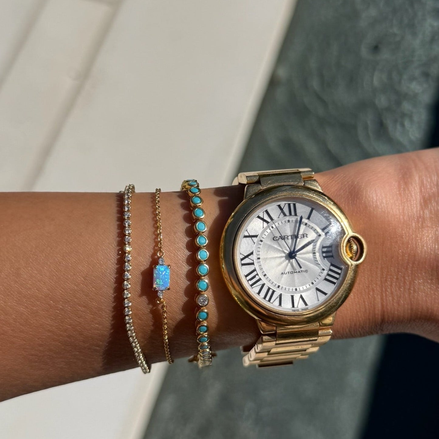 Dainty Blue Hawaii Bracelet