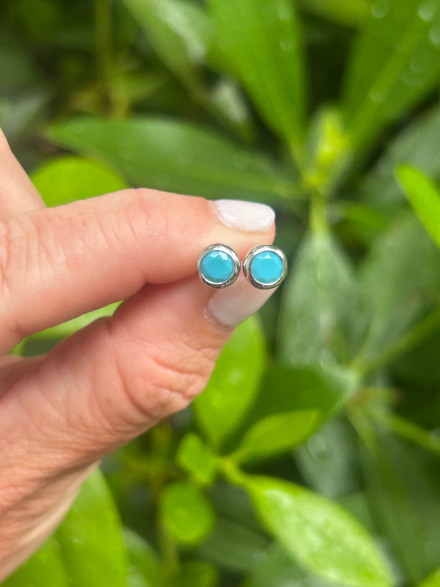 Turquoise Round Bezel Stud Earrings