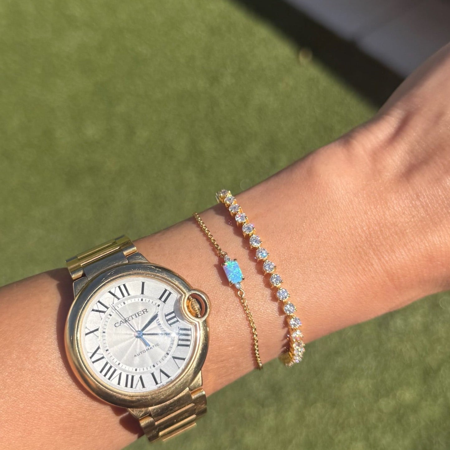 Dainty Blue Hawaii Bracelet